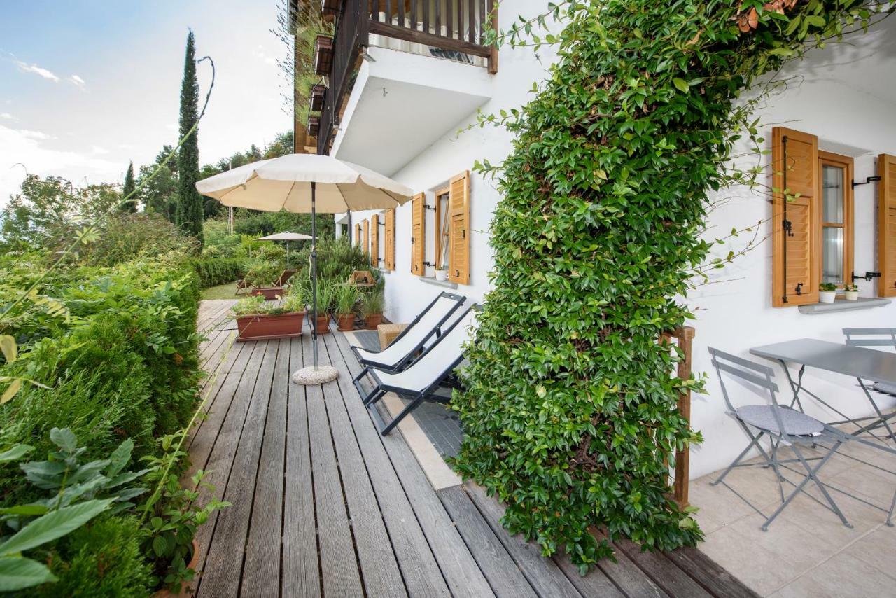 La Vinea Apartment Caldaro Bagian luar foto