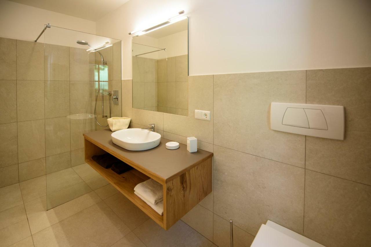 La Vinea Apartment Caldaro Bagian luar foto